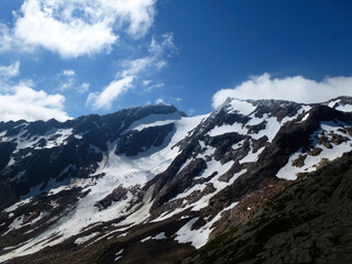 Obraz premium Stubai high-altitude hiking trail, lap 7 in Tyrol, Austria