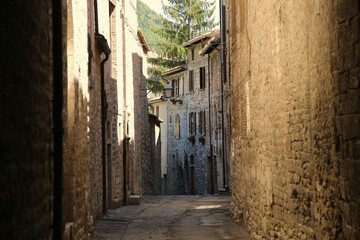 Obraz premium Alley in the city of Gubbio in Italy