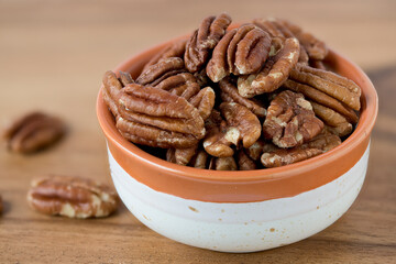 Pekannüsse (Carya illinoinensis) Samenkernhälften