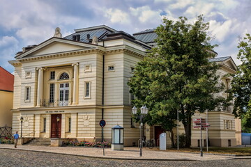 bernburg, deutschland - historisches carl-maria-von-weber-theater.
