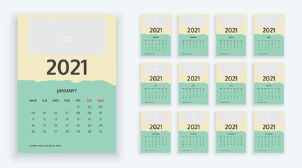 Traveling modern 12 page 2021 calendar