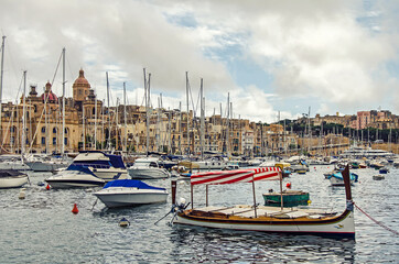 Fototapeta premium A lot of boats and yachts in the port of La Valletta, Malta