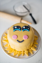 sunshine face cake with fondant