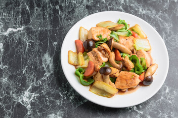 鶏肉と野菜のオイスターソース炒め