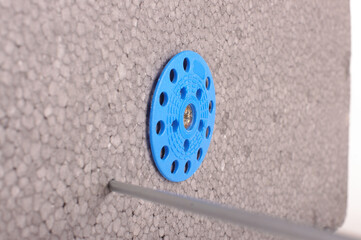Plastic washer for thermal insulation fastening