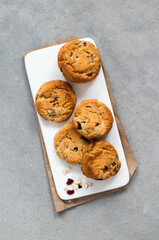 chocolate chip cookies