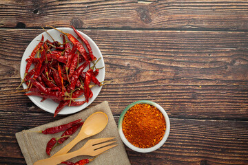 dried red chilli in white small bowl