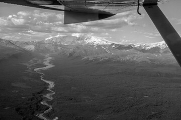 Sightseeing flights over the Wrangell-St. Ellias, Alaska, USA.