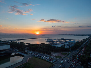 Fototapeta premium Sunset over Manila Bay