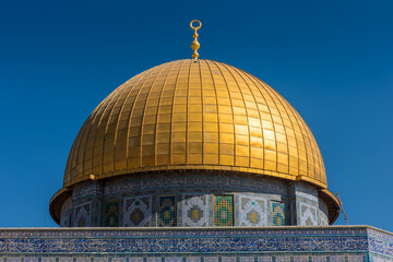 Fototapeta na wymiar Close-up of Golden Dome of the Rock on Temple Mount of Old City of Jerusalem, Israel. One of the oldest extant works of Islamic architecture
