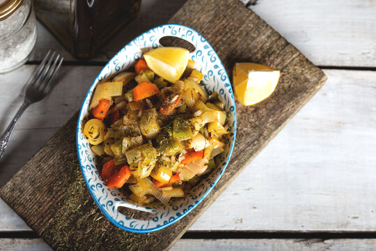 Leek with Olive Oil (In Turkish; Zeytinyagli Pirasa).  Turkish Braised Leeks and Carrots In Olive Oil. 