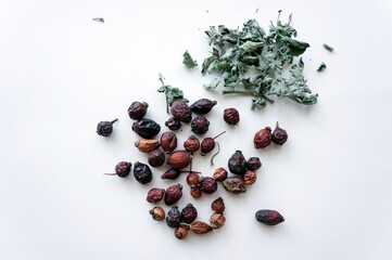 Dried rosehip fruits, leaves of medicinal herbs for the preparation of medicinal health-enhancing infusion