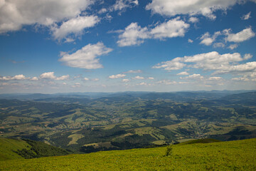 Obraz premium View of the Ukrainian Carpathian Mountains