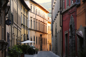 Fototapeta na wymiar Alley of the city of Citta di Castello in Umbria