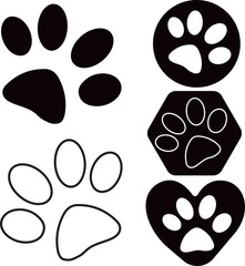 Fototapeta na wymiar Set of animal paws. Vector illustration.