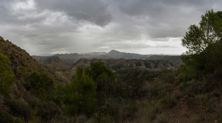 Fototapeta na wymiar cloudy landscape in the mountain of murcia