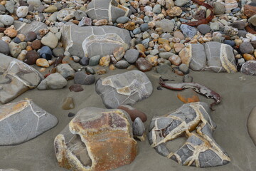 Rock formations on Moeraki Boulders beach