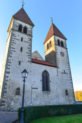 Fototapeta na wymiar St. Peter und Paul (Insel Reichenau-Niederzell) 