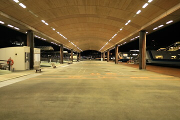 広島港、意外とデカいフェリー乗り場。