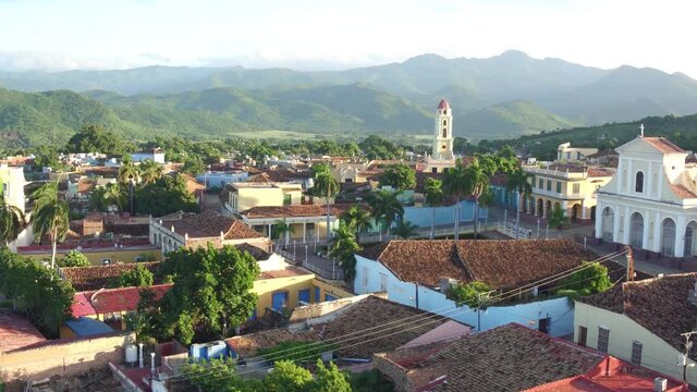 VISTA AEREA DE LA PLAZA DE TRINIDAD, CUBA