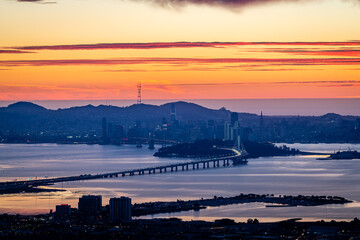 Fototapeta premium The San Francisco Skyline at Dawn from Grizzly Peak.