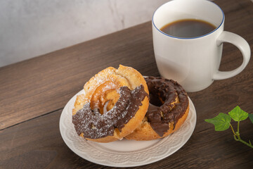 ドーナツと珈琲