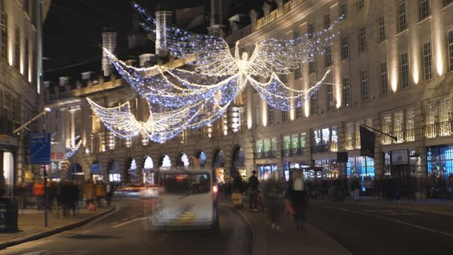 Time lapse. Oxford street lit up for Christmas time.