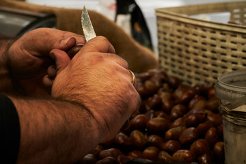 Hands of the Chestnut Dealer