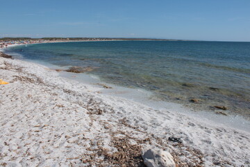 la spiaggia di quarzo di mari ermi