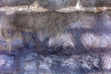 Mur en béton brut brossé 