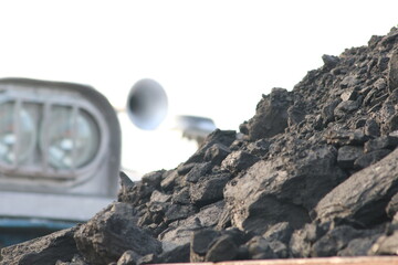 watch on the rocks, a loaded bogie