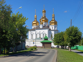 Fototapeta na wymiar Holy Trinity Cathedral of Tyumen Trinity Monastery, Russia