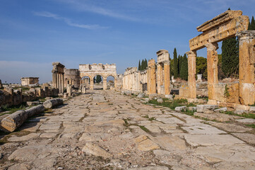 Fototapeta premium ancient city of Hierapolis. Turkey landmark
