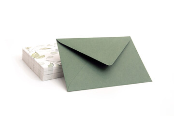 Papierumschlag, Briefumschlag, Farbe grün, dunkelgrün