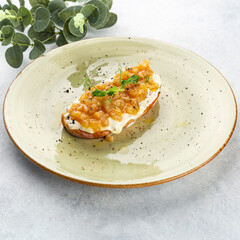 pears and rocotta crostini