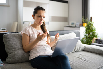 Obraz premium Video Conference Webinar On Laptop Computer