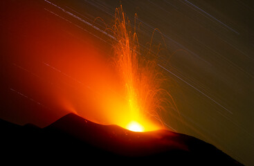 Stromboli eruption passing by 1001 stars