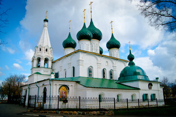 Fototapeta na wymiar Feodorovsky Cathedral in Yaroslavl