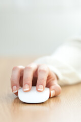 Working with a wireless mouse