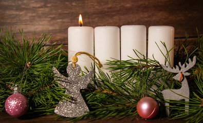 Fototapeta na wymiar Advent wreath for christmas, one lit candle