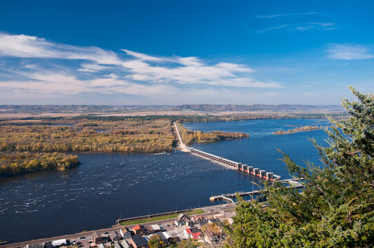 Aerial Of Alma And River At Lock And Dam 4