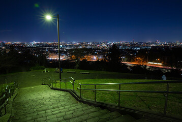 都立桜ヶ丘公園 ゆうひの丘