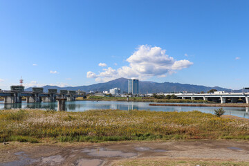 Obraz premium 相模大堰と相模川橋（神奈川県）