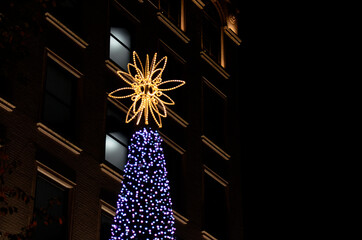 クリスマスツリーの星