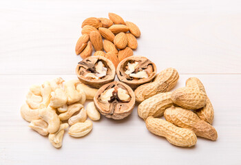 Types of nuts: walnuts, almonds, cashews, peanuts