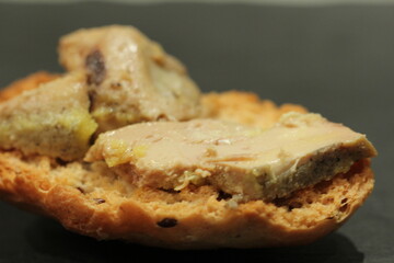 Toasts de foie gras