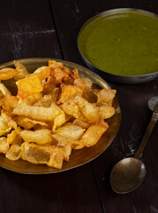 Indian Breakfast Dish Sola Fali or Masala Papri Served With Green Chutney