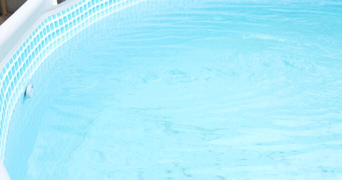 pool filter works in the blue swimming pool.