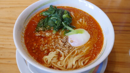おいしそうな担々麺