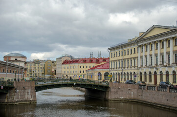 Fototapeta na wymiar St. Petersburg. Malo-Konyushenny bridge